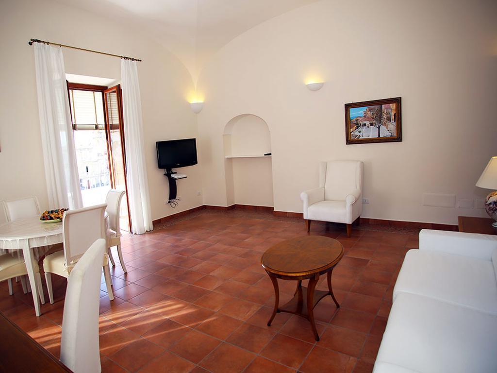 Palazzo Iaquinto Apartment Santa Maria di Castellabate Exterior photo
